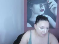 I can be the domme of your dreams of your nightmares. Even if you are a beginner or a connoisseur when it comes to submitting, don