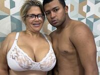 couple bedroom cam AmandaAndMatheo