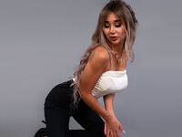 camgirl masturbating with sex toy AriellaRose