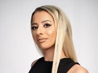 camgirl chatroom CherryBamsy