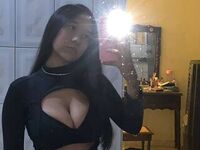 naughty cam girl fingering pussy DebbieHill
