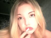 naughty cam girl fingering pussy EsmeGilbertson