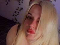 hot cam whore FeralCrystal