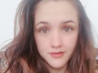 hot webcam slut KaroCarde