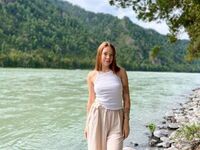 naked camgirl gallery MissMeo