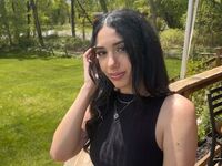 topless webcam girl RemeliaPaige