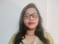 chat show ShivaniSharma