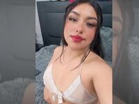 girl fingering bald pussy SyraPalmer